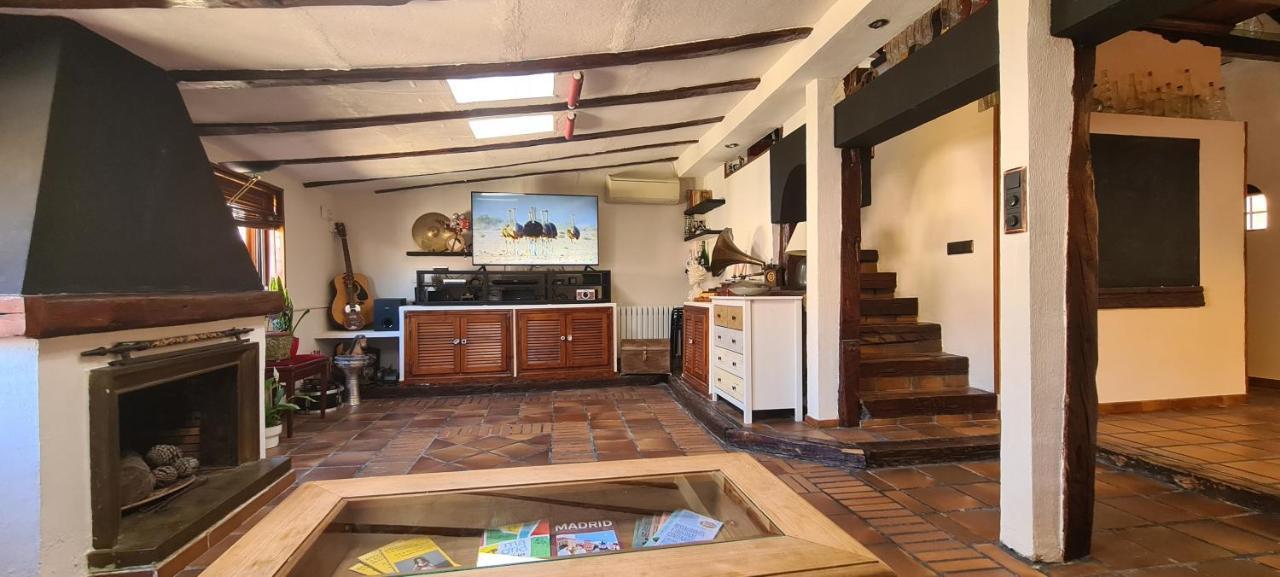 Duplex Con Garaje En Malasana Madrid Luaran gambar